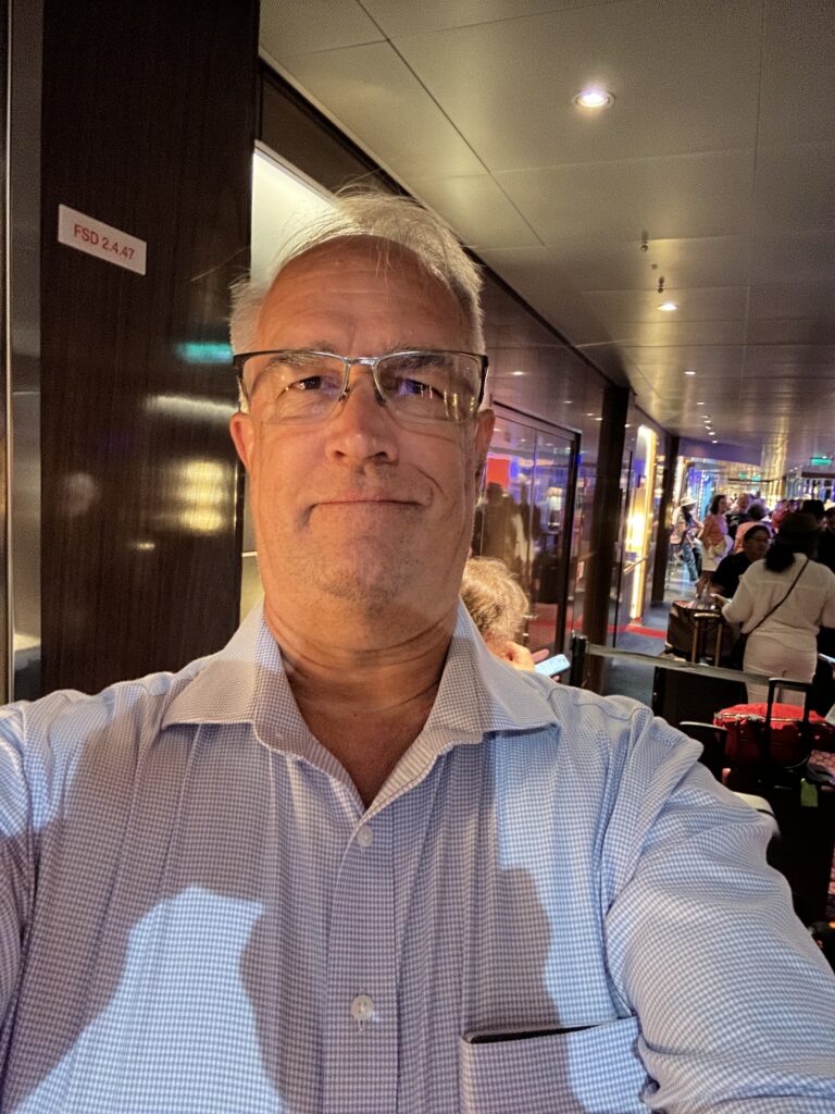 Robert disembarking the Nieuw Statendam